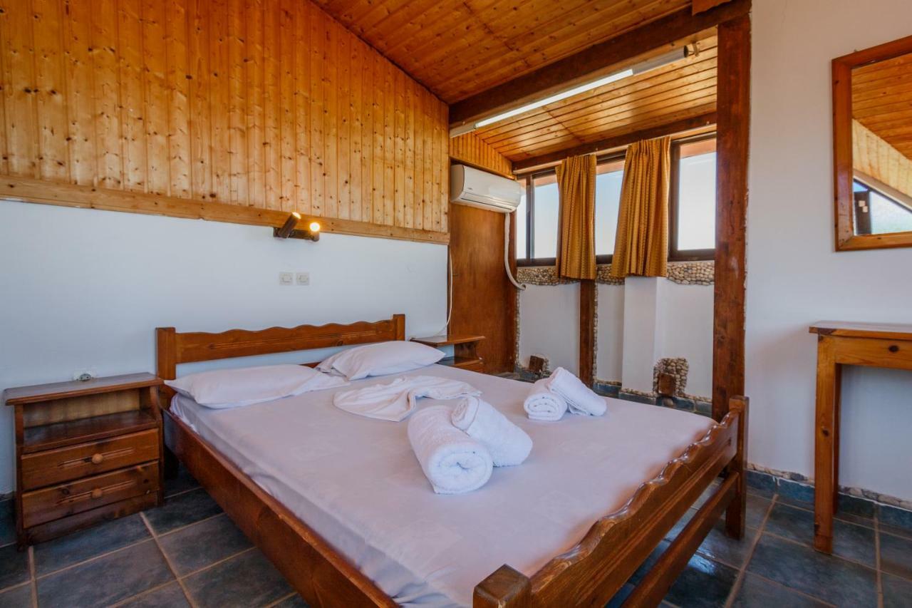 Velendzas Holidays Alykanas  Exterior foto
