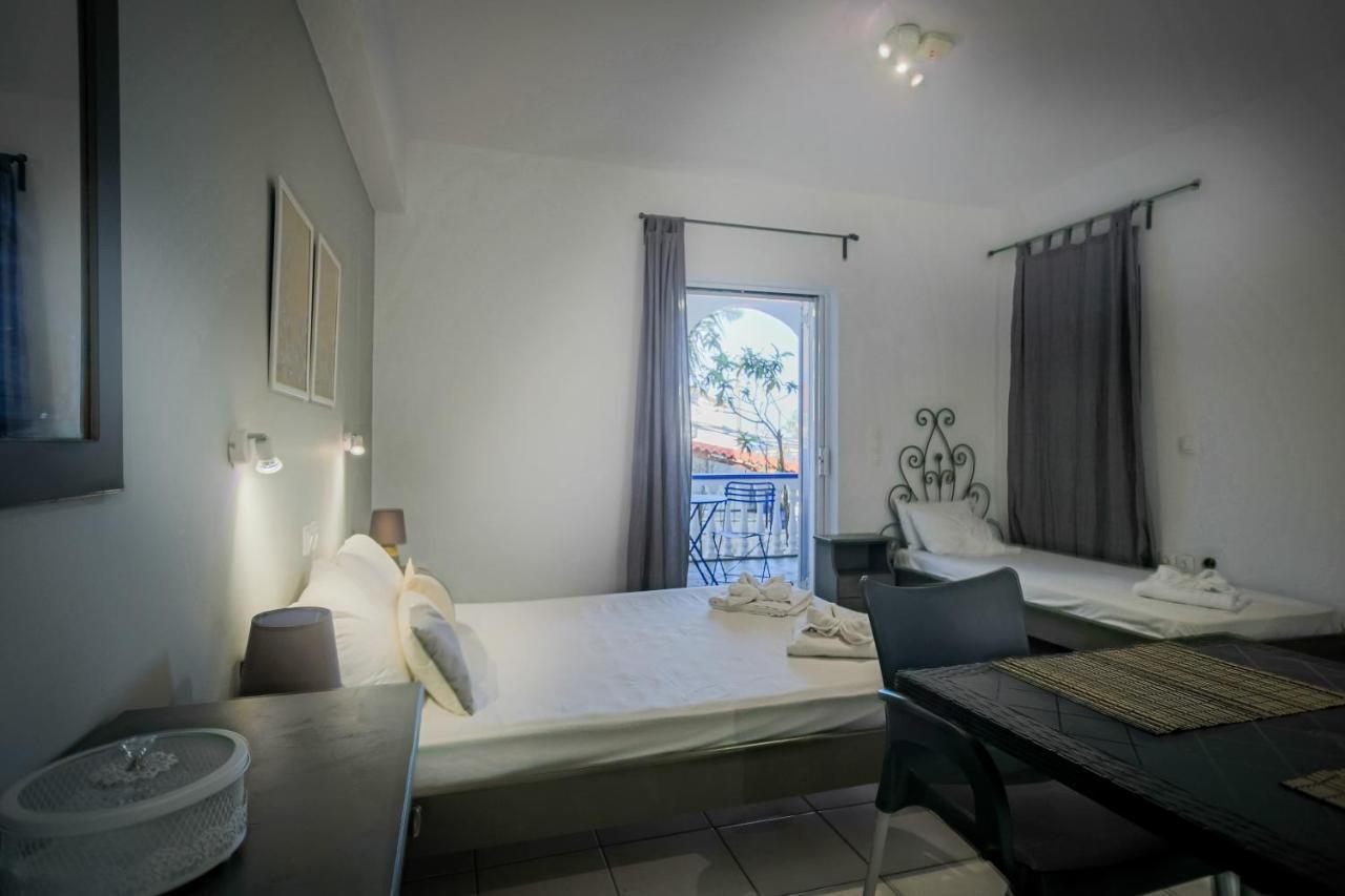 Velendzas Holidays Alykanas  Exterior foto