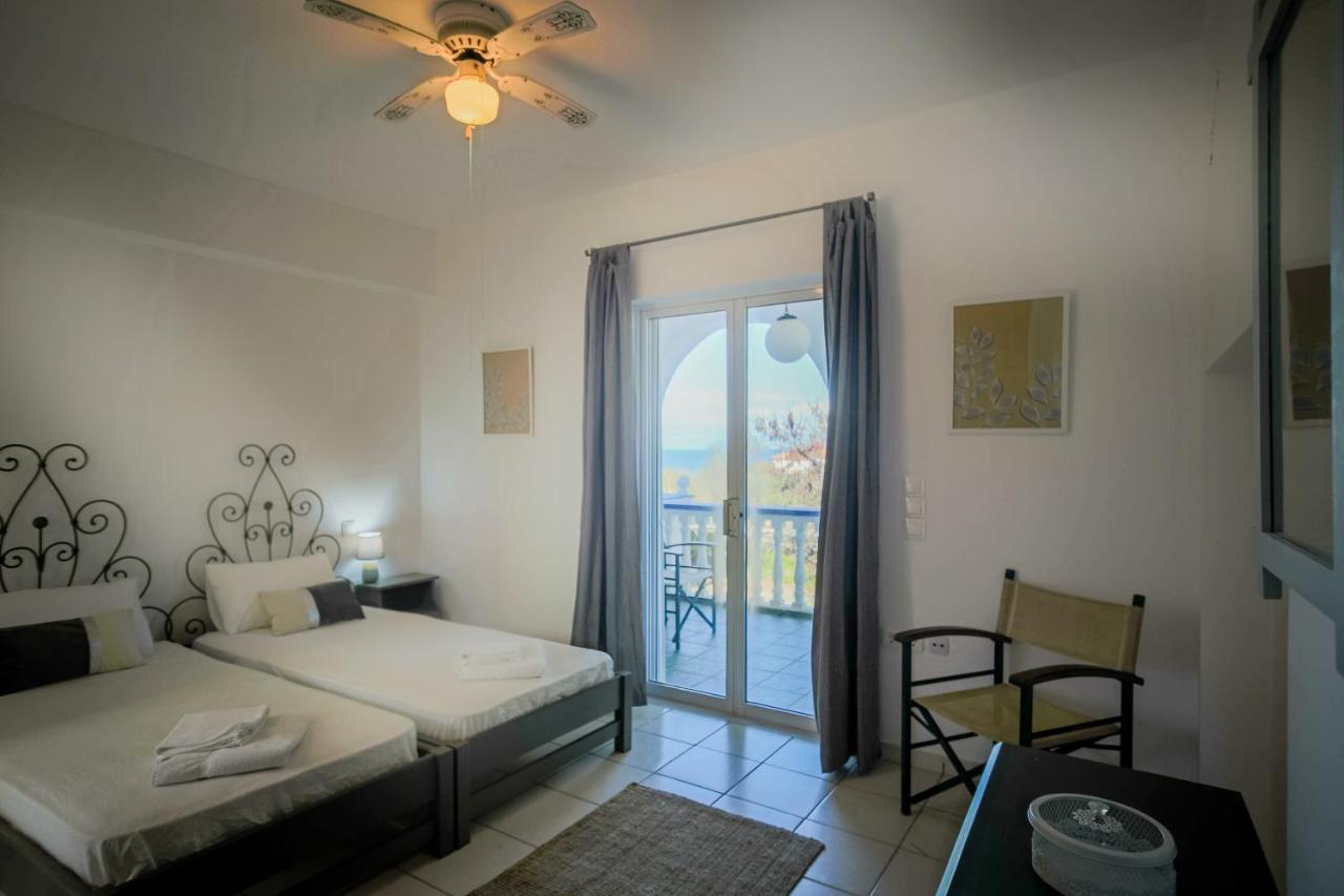 Velendzas Holidays Alykanas  Exterior foto